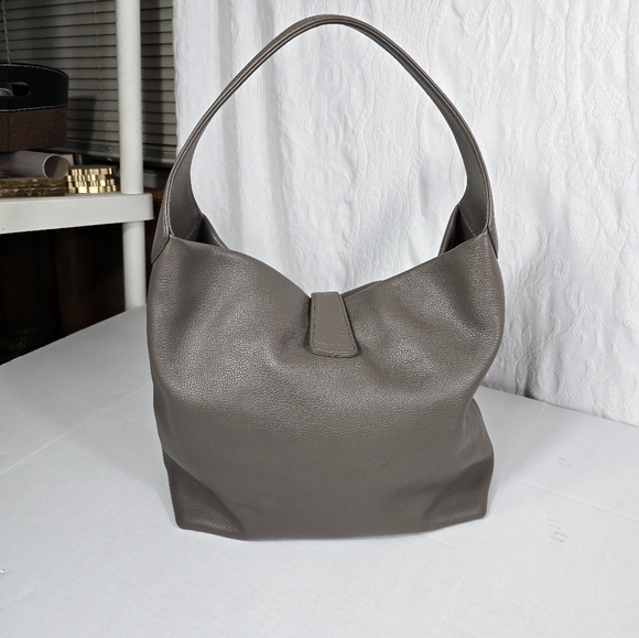 DOONEY AND BOURKE FLORENTINE LOGO LOCK SHOULDER PURSE - Picture 3 of 10